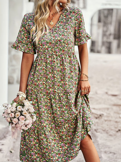 Plus Size Charming Ditsy Print Smock Dress - Flattering V Neck, Short Sleeves, Flowy Midi Length - Fashionable Casual Style for Women