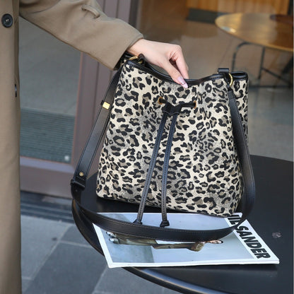 SEALBEER Hot trade New bag women's leopard print bucket bag drawstring shoulder bag large capacity fashion versatile messenger bag women's new models