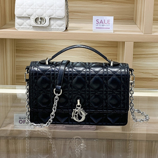 SEALBEER Light luxury women's bag popular new fashion diamond handbag high-end single shoulder small square bag versatile chain messenger bag