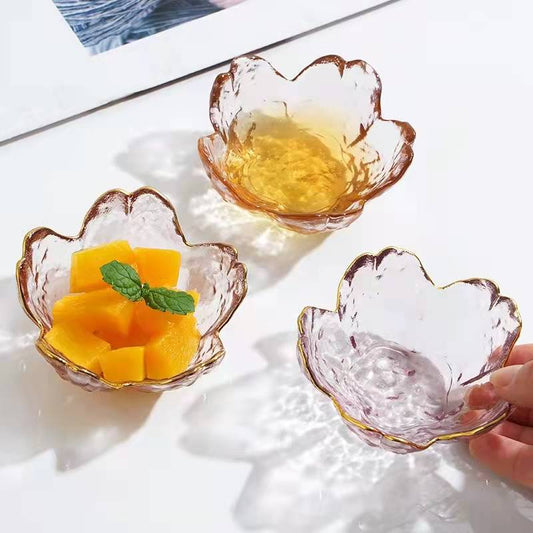 Japanese glass Phnom Penh cherry blossom small plate dipping plate jewelry box tea plate seasoning plate sauce oil plate tableware wholesale