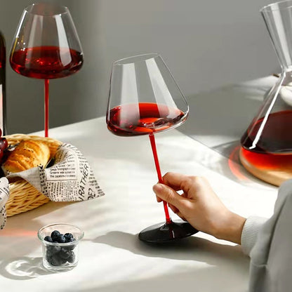 Light luxury red wine glass Burgundy wine glass crystal red rod black background wine glass set high-end household wine glass wholesale