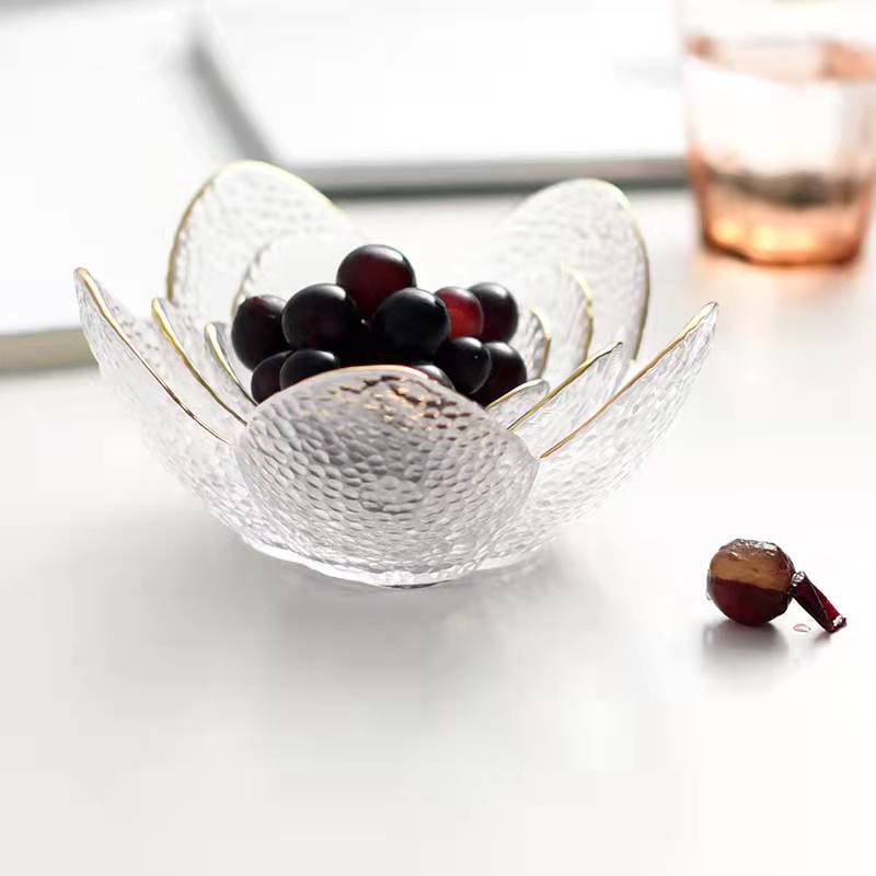 Spot crystal glass New Year's snack plate simple light luxury candy plate New Year's goods refreshment plate exquisite fruit plate wholesale