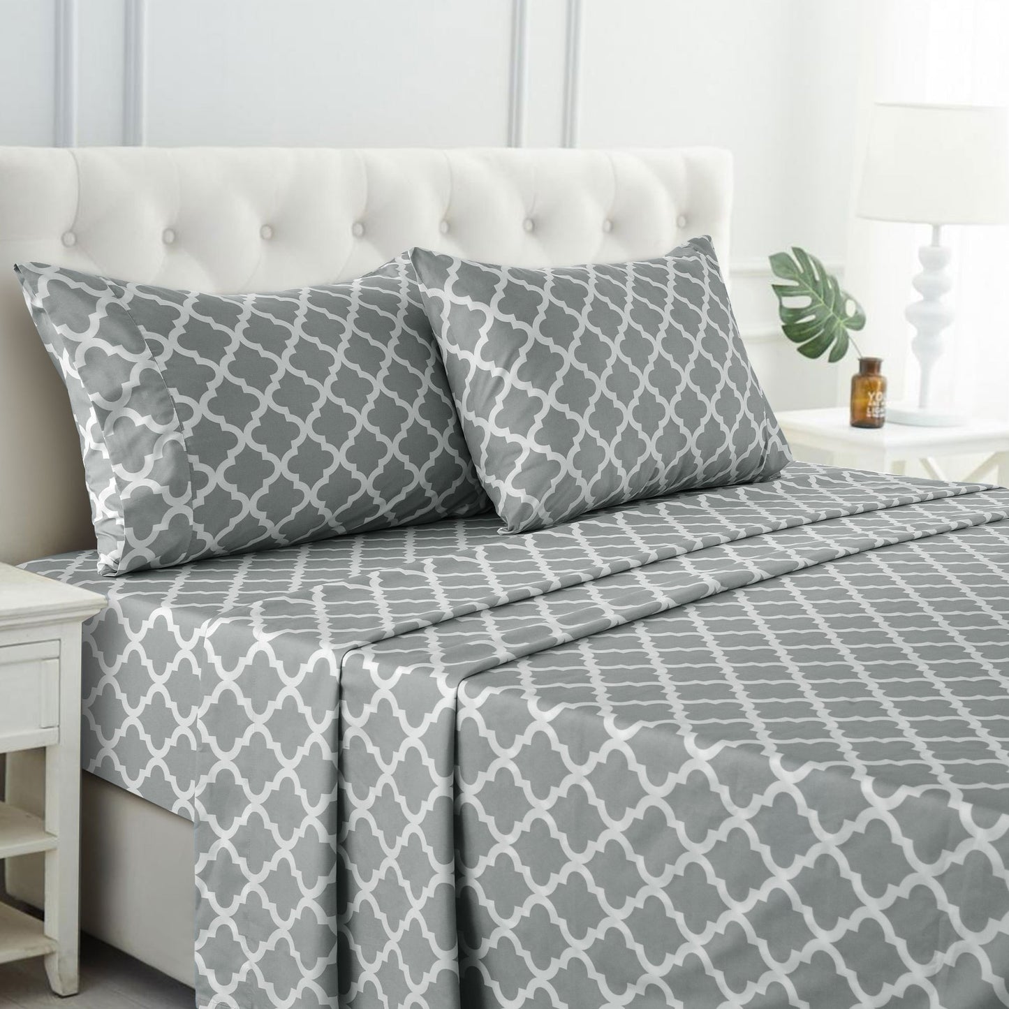 Lux Decor 4 Pieces Quatrefoil Bed Sheets - Stylish Comfy Bedding Set - Hotel Luxury Skin Friendly Cooling Sheets & Pillowcases Without Filler - Classic Collection With 16 Inches Deep Pocket - Brushed Microfiber - Shrinkage & Fade Resistant