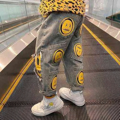 Baby Boys Jean Pants Kids Denim Trousers Children Casual Jean Yellow Face Printed Cotton Trousers 90 To 160 G1220