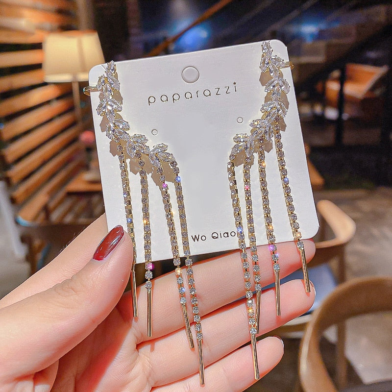Fashion Korean Stud Earrings for Women Exquisite Luxury Shiny Tassel Crystal Drop Earrings Wholesale Wedding Jewelry Trend