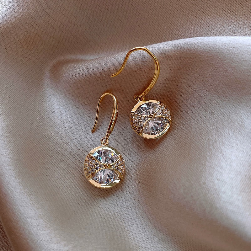 New Arrival Crystal Trendy Women Dangle Earrings Simple Fashion Elegant Pearl Earring Female Rhinestone Temperament Jewelry