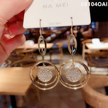 Load image into Gallery viewer, French retro web celebrity eardrop harbor style earrings new fashion minority fashion design individual earrings woman