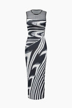 Load image into Gallery viewer, sealbeer A&amp;A Abstract Monochrome Sleeveless Maxi Dress