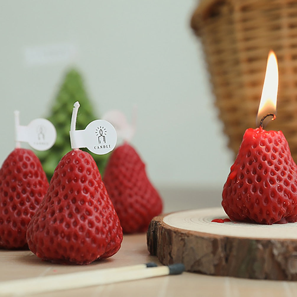 1/4PCS Strawberry Decorative Aromatic Candles Soy Wax Scented Candle for Birthday Wedding Candle