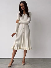 Load image into Gallery viewer, sealbeer A&amp;A Leila Knitted Pleated Midi Dress