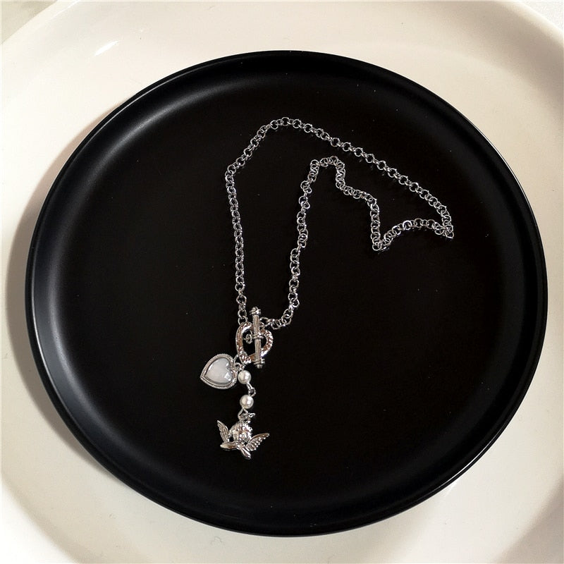 Vintage Pearl Love Butterfly Spider Pendant Choker Necklace For Men Women 2022 Gothic Hip Hop Cross Moon Chain Long  Jewelry