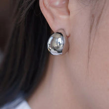 Load image into Gallery viewer, sealbeer A&amp;A Gold Plated Metal Half Moon Hoop Earrings