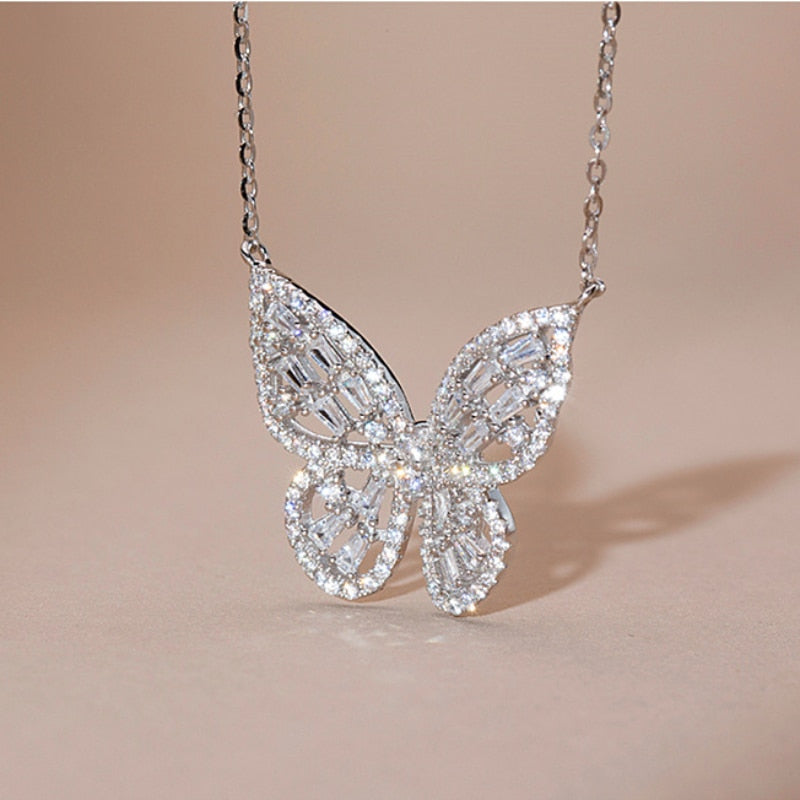 Luxury Butterfly Necklace Kpop Necklaces for Women Korean Vintage Fashion Collares Cadena Chains Morocco Kpop Jewelry Choke 2022