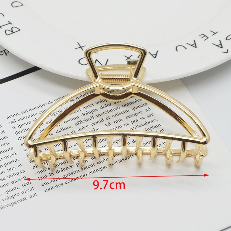 2022 New Silver Butterfly Geometric Large Metal Hair Claw Clips Crab Women Fashion Alloy Gold Silver Hairpin Hair Accessories